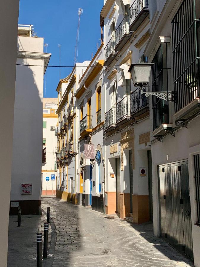 Fam Sevillian Townhouse Siviglia