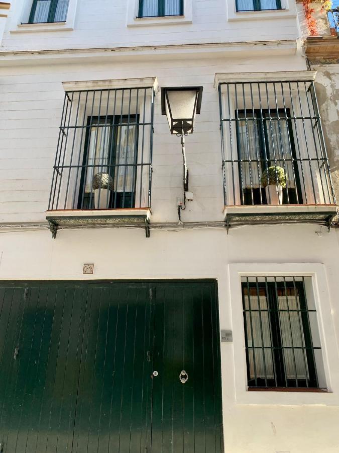 Fam Sevillian Townhouse Siviglia